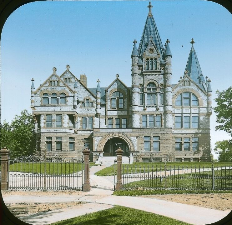 Victoria_College_circa_1895.jpg