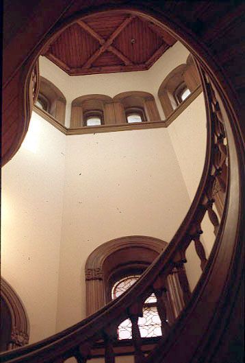 stairwell-det.jpg