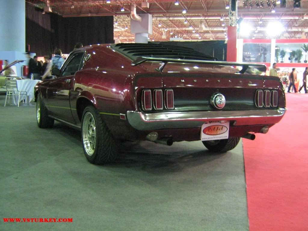 1969_Ford_Mustang_Mach_1.jpg