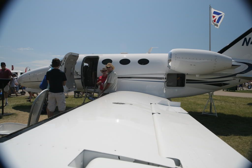 The view down the wing of the Cessna Mustang VLJ