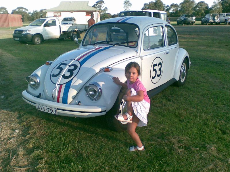 http://i200.photobucket.com/albums/aa27/spazo77/My%20Car/vw/2007-12-02at18-56-58.jpg