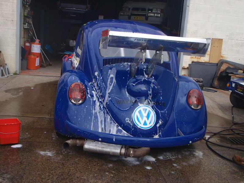 http://i200.photobucket.com/albums/aa27/spazo77/My%20Car/vw/2009-05-20at10-36-43.jpg