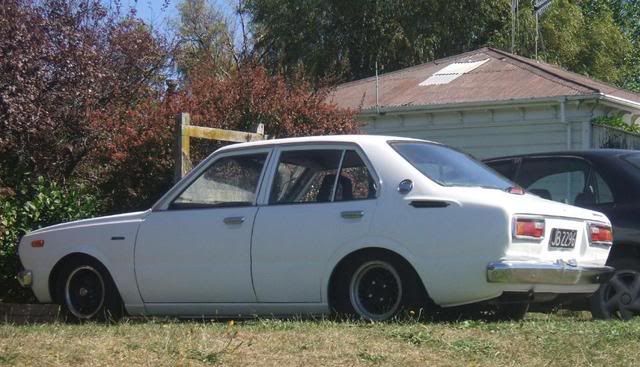 corolla1.jpg