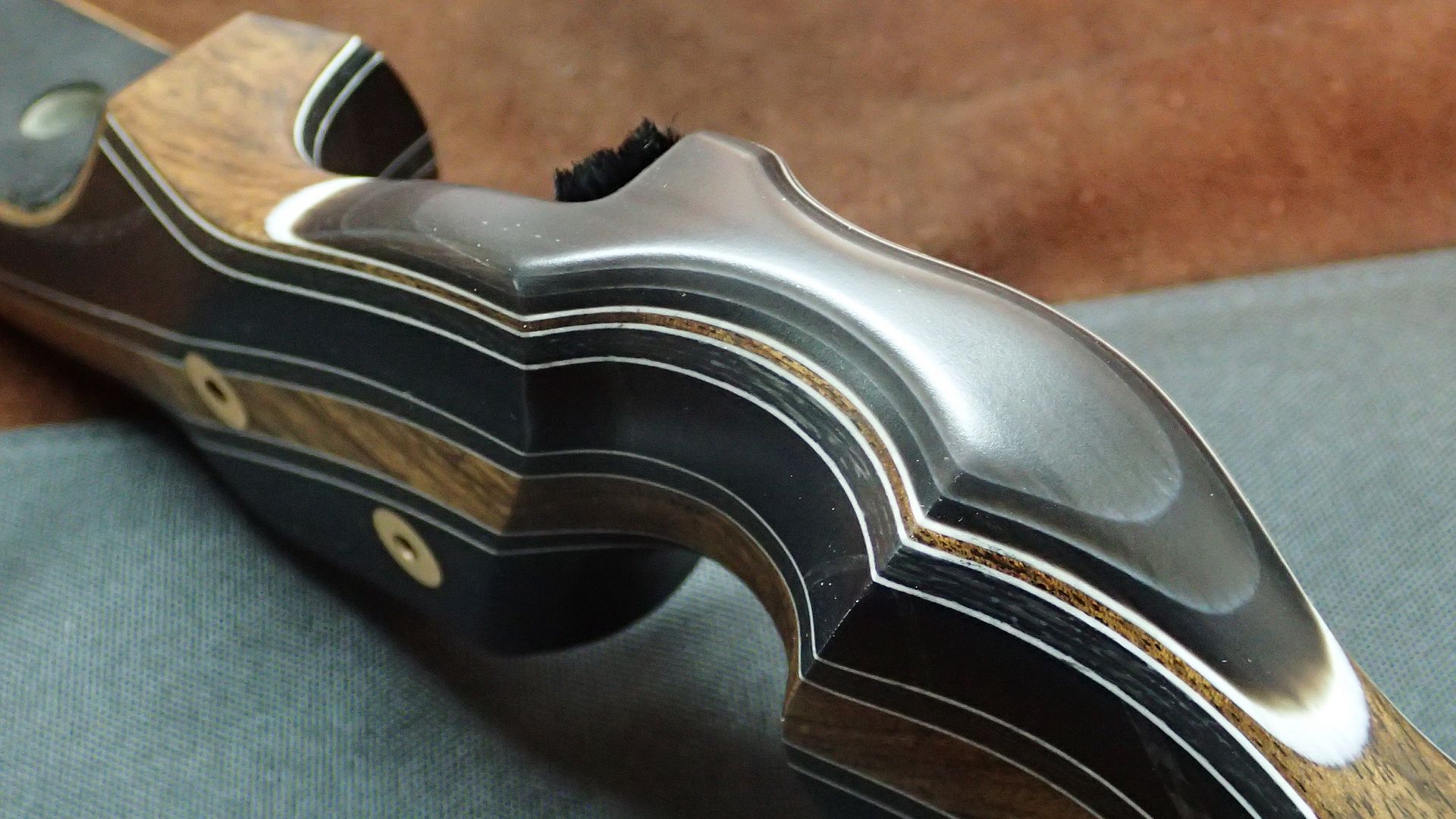 The Wicked Riser Is Here (Border Archery Covert Hunter Phenolic) Page