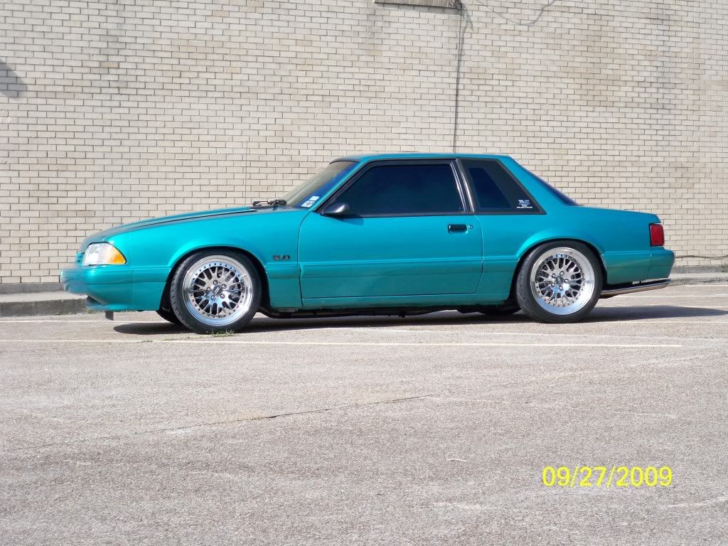 http://i200.photobucket.com/albums/aa313/alexmomma2006/cruise/92coupe056.jpg