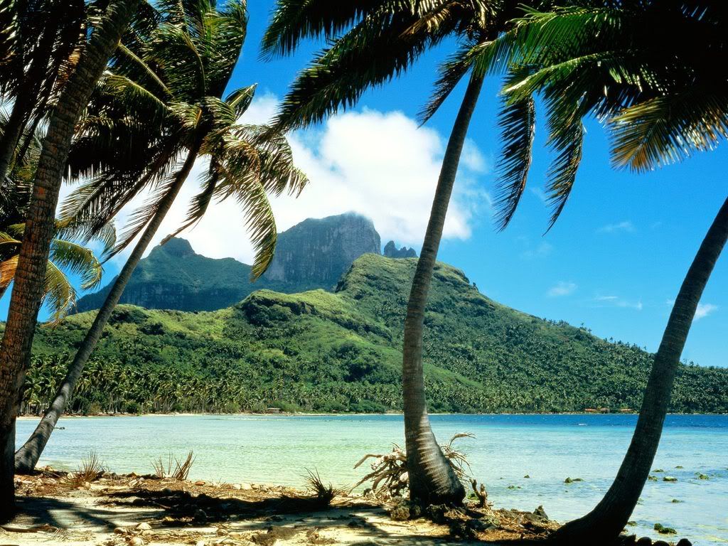 OtemanuPeakBoraBoraFrenchPolynesia.jpg