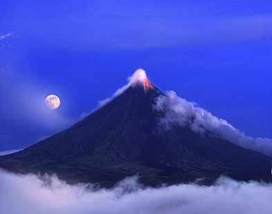 9e0e.jpg Mayon again image by alligator_bucket