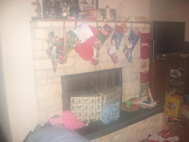 Christmas,opening presents