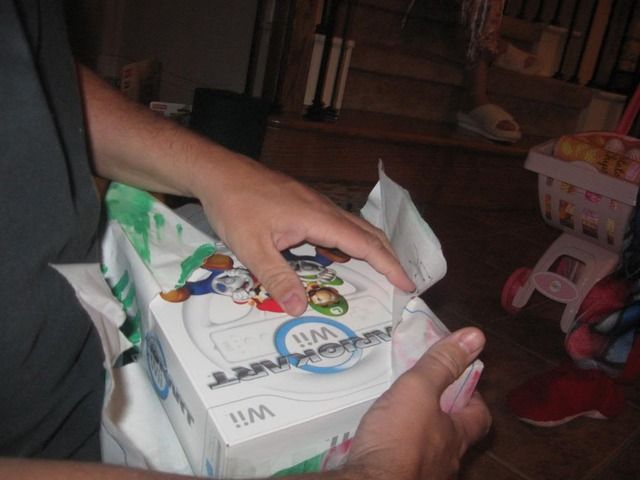 Christmas,opening presents