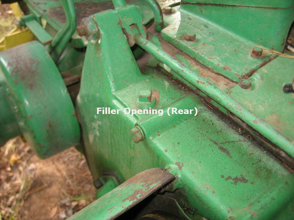 Filler Opening (Rear)