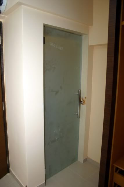 MBR_bathroom_door1.jpg