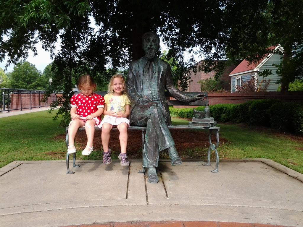 photo 0519131012_zpsb4a4598f.jpg