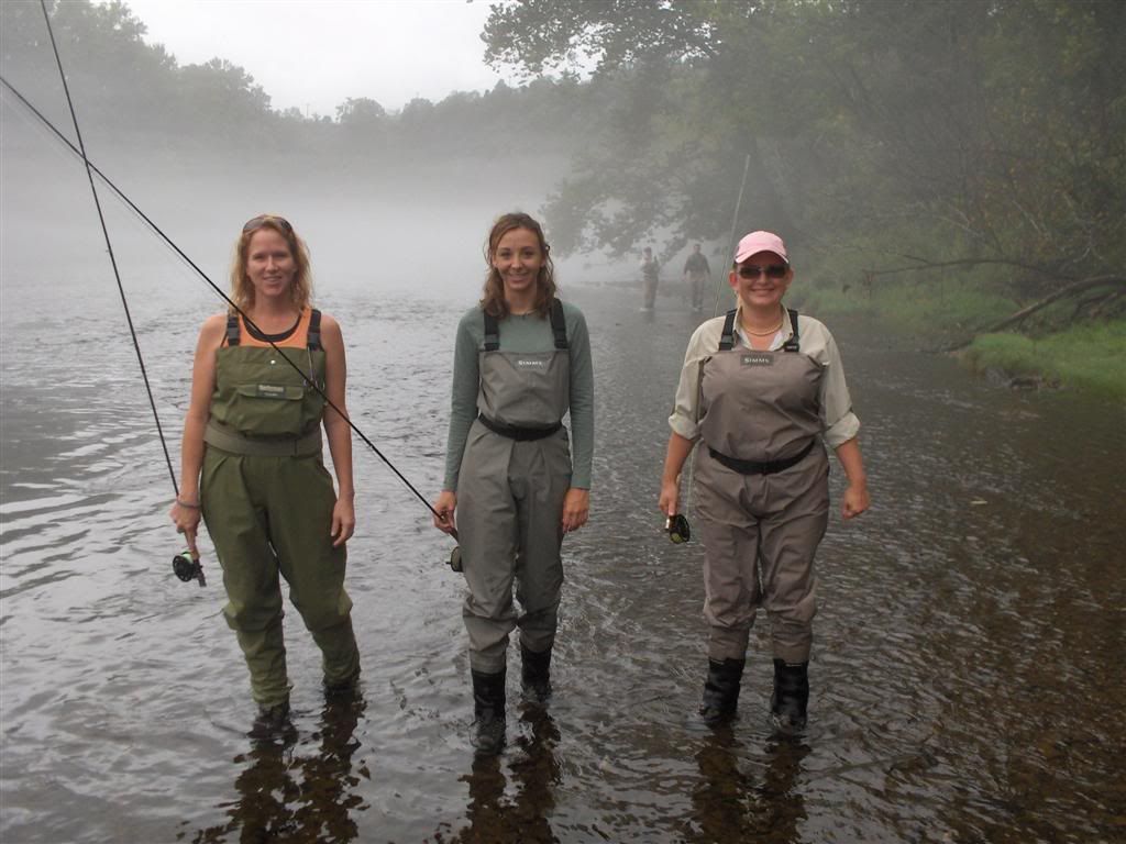 Angie, Elizabeth and Bec heading to the C&R