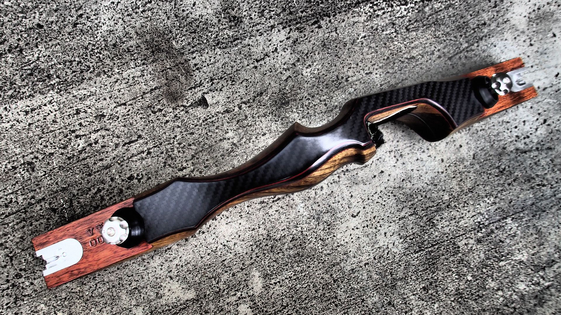 Border archery prototype ilf ch riser hex7 limbs | Archery Talk Forum