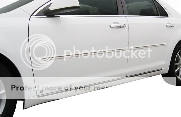 Chevrolet Malibu Body Side Molding w/ Chrome Insert